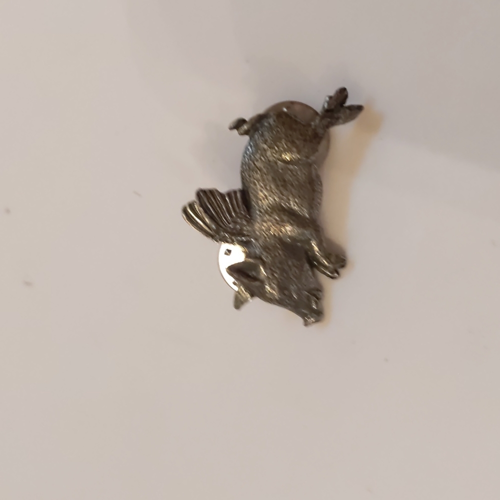 GG Harris fine pewter flying pig pin-about 1 x 1 1/2 inches